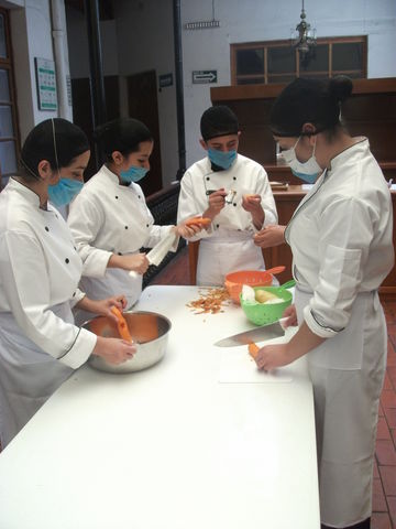 SERVICIO DE ALIMENTOS